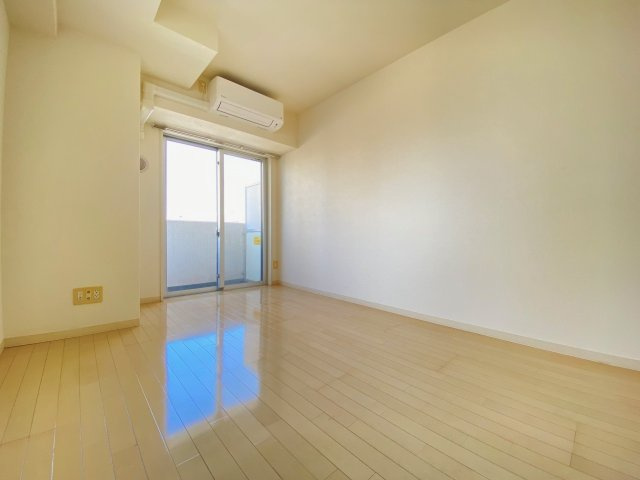 ウィルテラス千葉中央の居間・リビング|※反転・角部屋タイプ