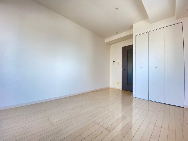 ウィルテラス千葉中央の居間・リビング|※反転・角部屋タイプ