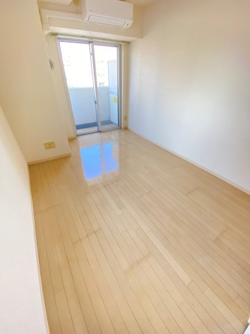 ウィルテラス千葉中央の洋室|※反転・角部屋タイプ