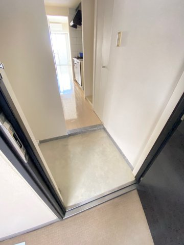 ウィルテラス千葉中央の玄関