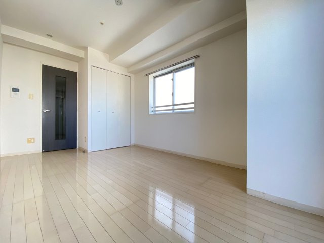 ウィルテラス千葉中央の居間・リビング|※反転・角部屋タイプ