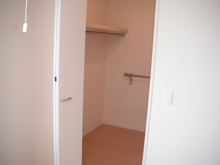 ＬＩＯＮ ＨＥＡＲＴの収納|ウォークインクローゼット