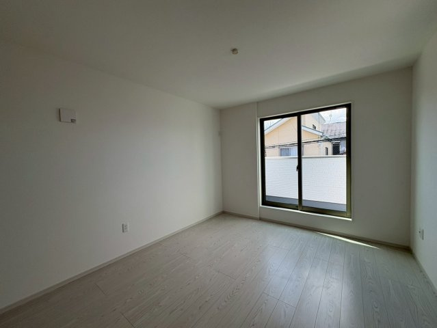 宇治市小倉町南浦71-66の洋室