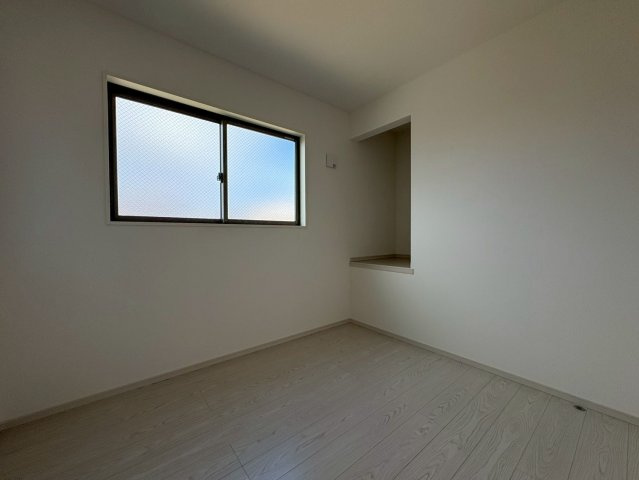 宇治市小倉町南浦71-66の洋室