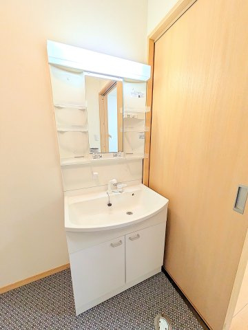 ミトラヒルズ　Ⅵの独立洗面台