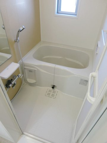 フラメゾン　　刈谷市近郊の賃貸はクラスホームの浴室|日々の疲れを癒すお風呂付です
