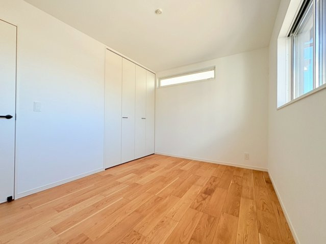 泉涌寺東林町2号地の洋室