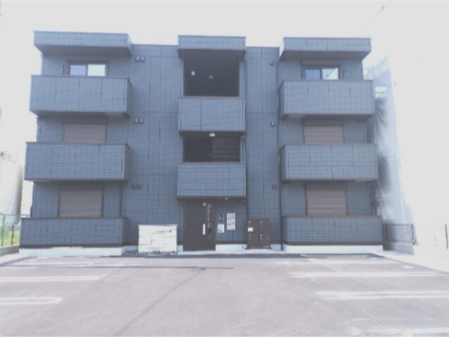 Ｄ－ａｖａｎｃｅ上六名の外観