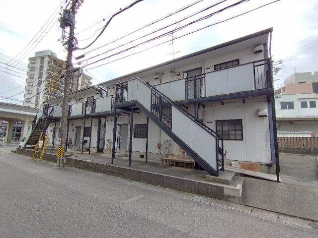 グランパス八帖Ａ・Bの外観