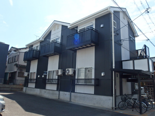 ハートヒルズ西大友の外観