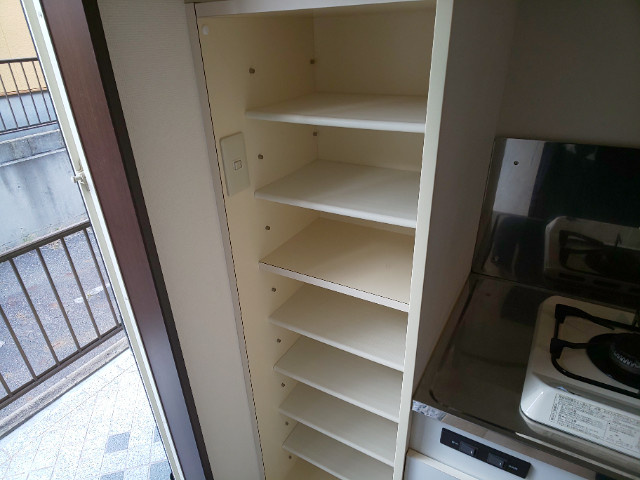 ハートヒルズ西大友の収納