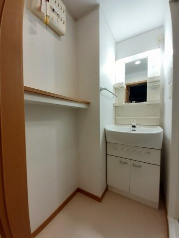シャロル矢田　　刈谷市近郊の賃貸はクラスホームの洗面所|スペースが確保できる洗面所です