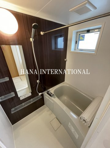 ピヴォワーヌの浴室|他部屋参考写真