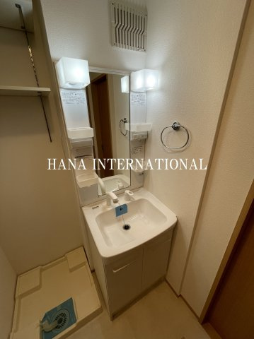 ピヴォワーヌの独立洗面台|他部屋参考写真