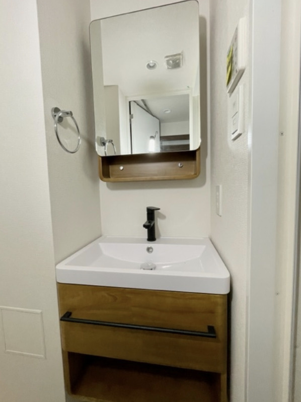 アプリーレ松屋町の独立洗面台