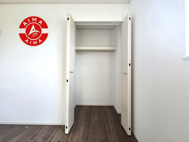 福岡市東区美和台5丁目第1-2棟(B号棟)の子供部屋|穏やかな光が差し込む室内には、穏やかな時間が流れます。