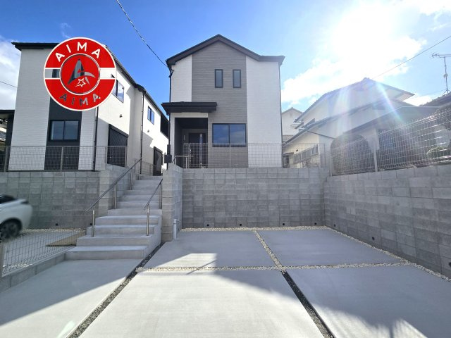 福岡市東区美和台5丁目第1-2棟(B号棟)の外観|デザイン性のある外観です。