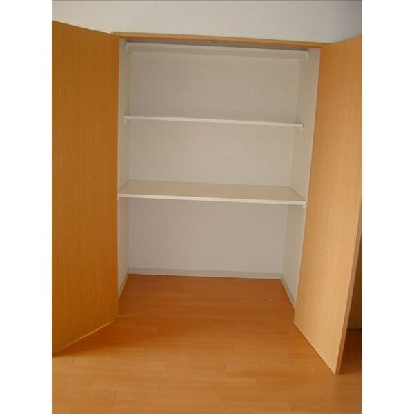 グラシャスベル広幡の収納