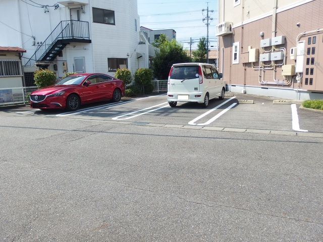 ヴィラ青蛙の駐車場