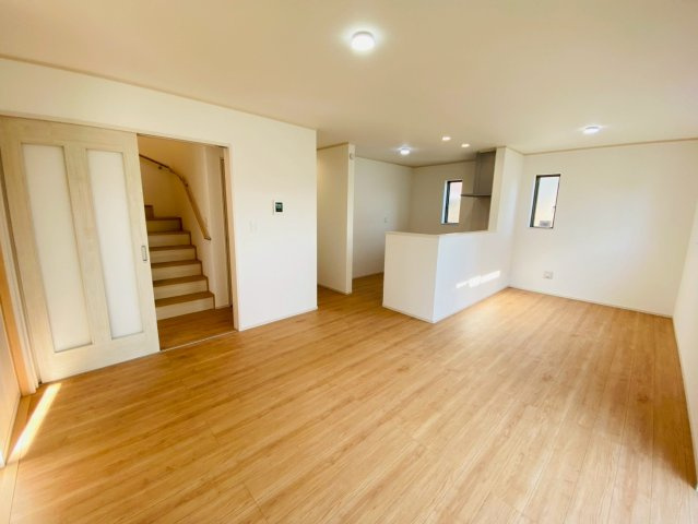 ハートフルタウン／北区龍田弓削１丁目／１号棟の居間・リビング