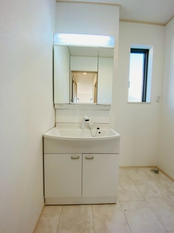 ハートフルタウン／北区龍田弓削１丁目／１号棟の独立洗面台