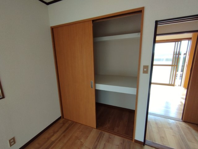 ハイツ浅井（上六名）の収納