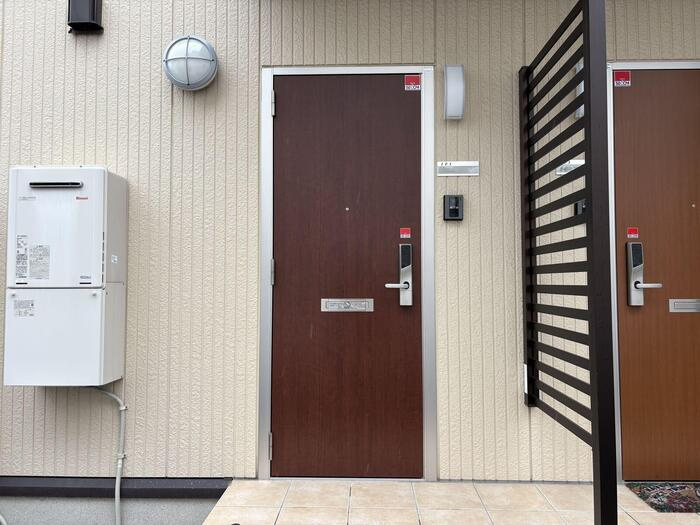 アンソレイエⅢの玄関|玄関前