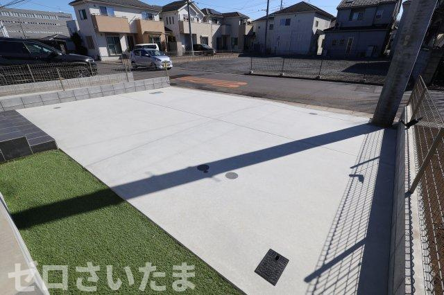 《仲介手数料無料》北区吉野町２丁目217-10新築一戸建てハートフルタウンの駐車場