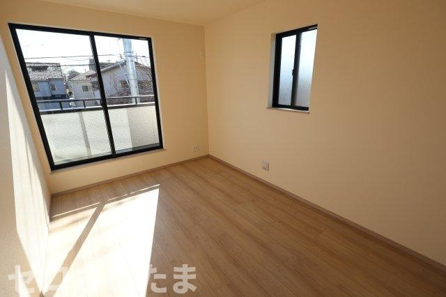 《仲介手数料無料》北区吉野町２丁目217-10新築一戸建てハートフルタウンの洋室