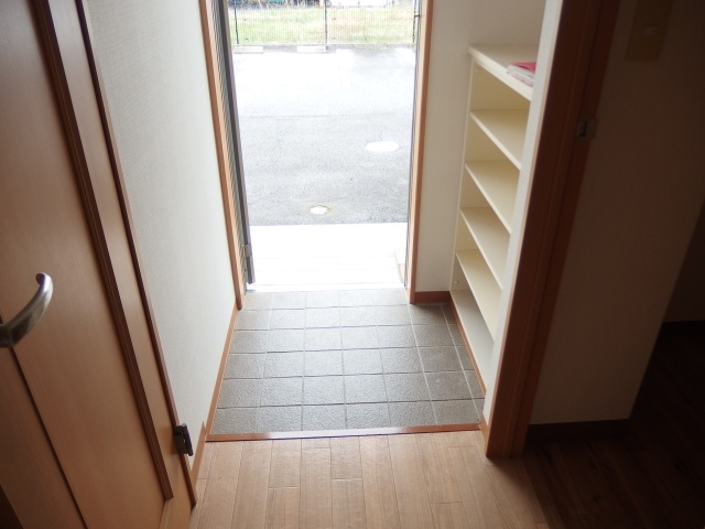 ヴィレッジゆたかの玄関