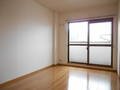 【洋室】 | ペルグランデＭ