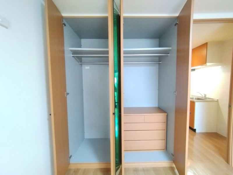 メゾン六名パークの収納