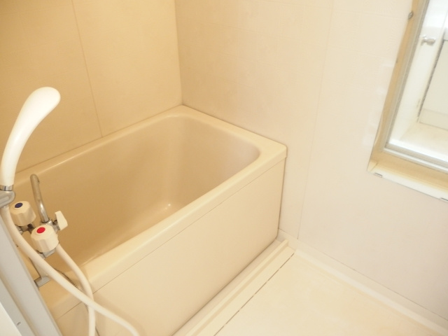 コーポ太田の浴室