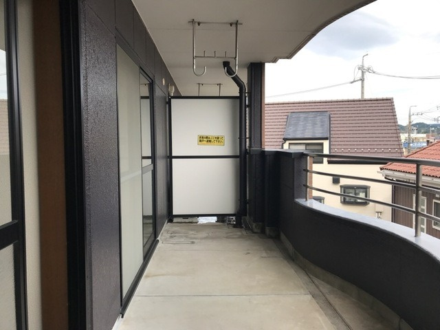 サンタプレイス岡崎のバルコニー