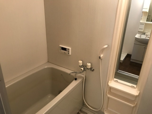 サンタプレイス岡崎の浴室