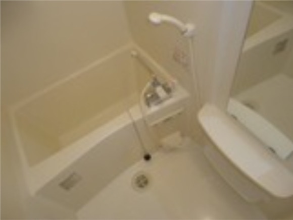 イーストパレス夢見月の浴室