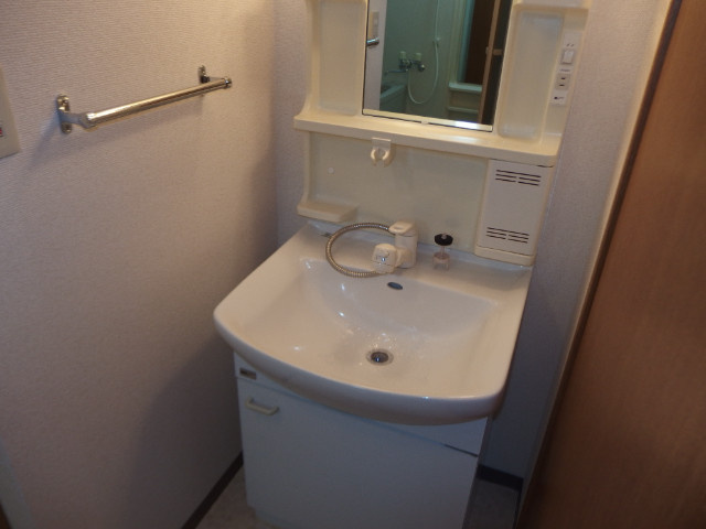 レスポワール太田の洗面所