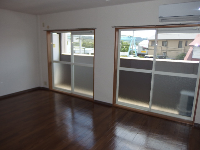 レスポワール太田の居間・リビング