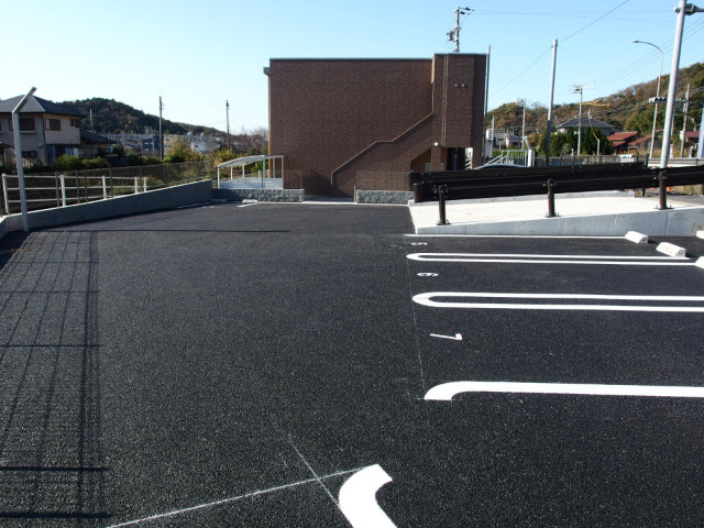 リベルタＳの駐車場