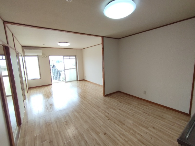 エスポワール南ヶ丘の居間・リビング