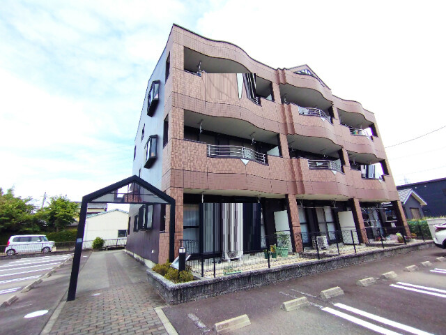 サンタガーデンの外観