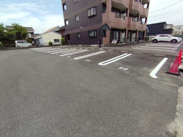 サンタガーデンの駐車場