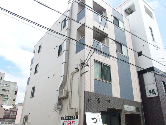 トレインサイド塚本の外観