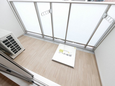 【バルコニー】 | プレサンス THE TENNOJI 逢阪トゥルー | バルコニーからの眺めを楽しみながら食事をしませんか