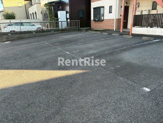 プロスパ六番街の駐車場