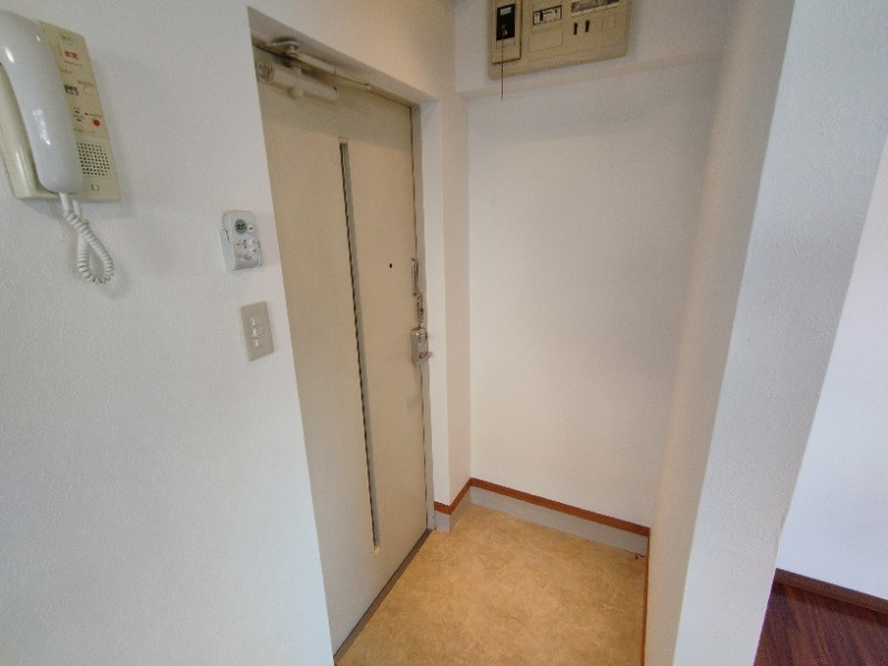 ＦＬＡＴＳわかまつの玄関|同型イメージ