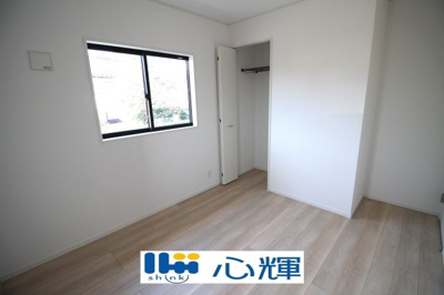 【洋室】 | クレイドルガーデン宇部市際波第６ ２期（１号棟） | 住まう方でカスタマイズして頂けるシンプルなデザインの内装。ご自身で素敵な空間を創り上げられます。