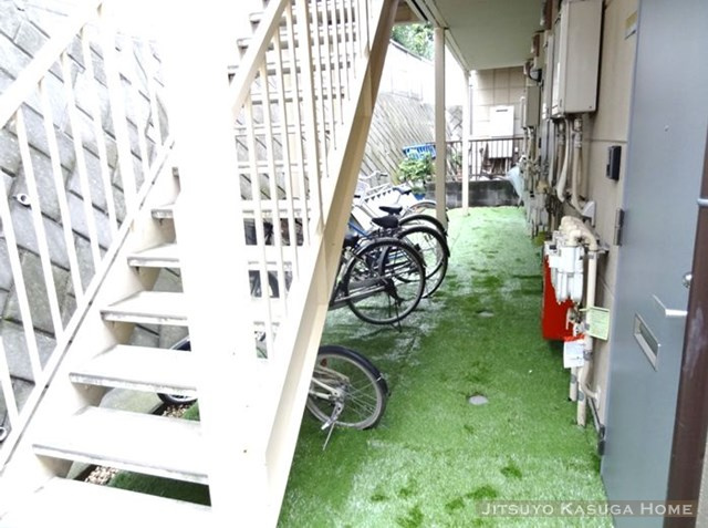 【駐車場】