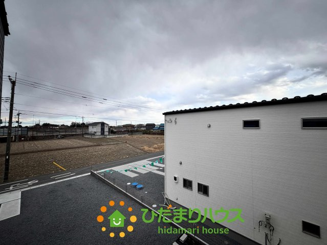 ワイウッドコート加須市多門寺第11期　新築一戸建て　01の展望|窓の外には開放的な景色が広がっています！高い建物が隣接していないため、お部屋にたっぷりの光と心地よい風を届けてくれますね。空を広く感じられるこの眺望は、毎日の気分を晴れやかにしてくれそうです♪