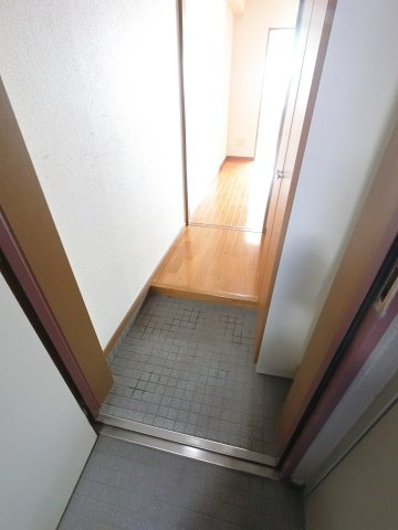 オーキッドレジデンス千葉中央の玄関